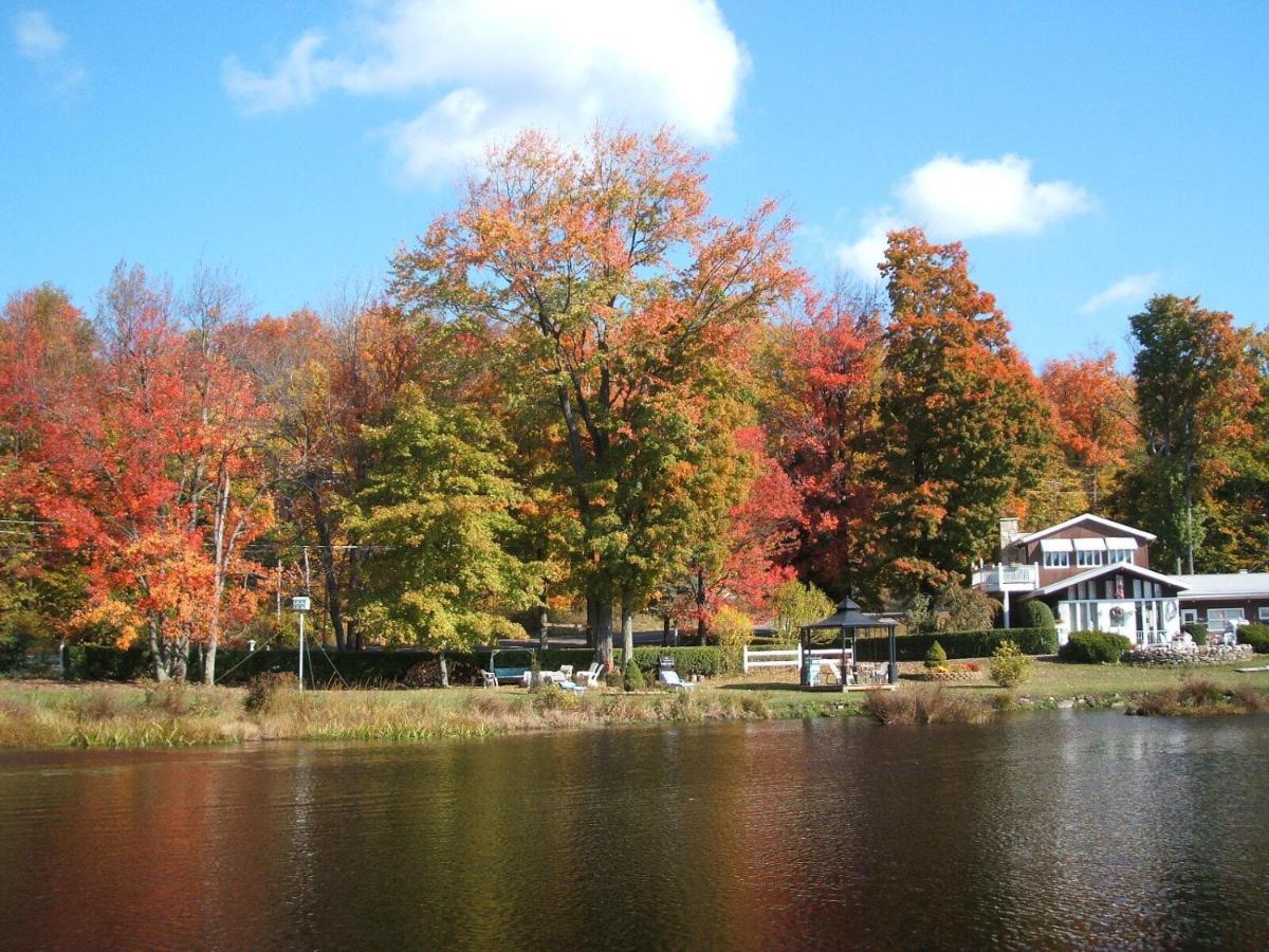 Lake Moc A Tek Inn Lakeville Екстериор снимка